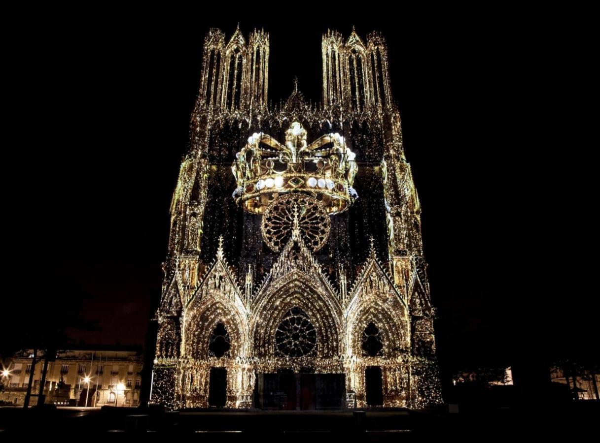 Les Rotins - Logements Climatises - Cathedrale A 2 Pas Reims Exterior foto