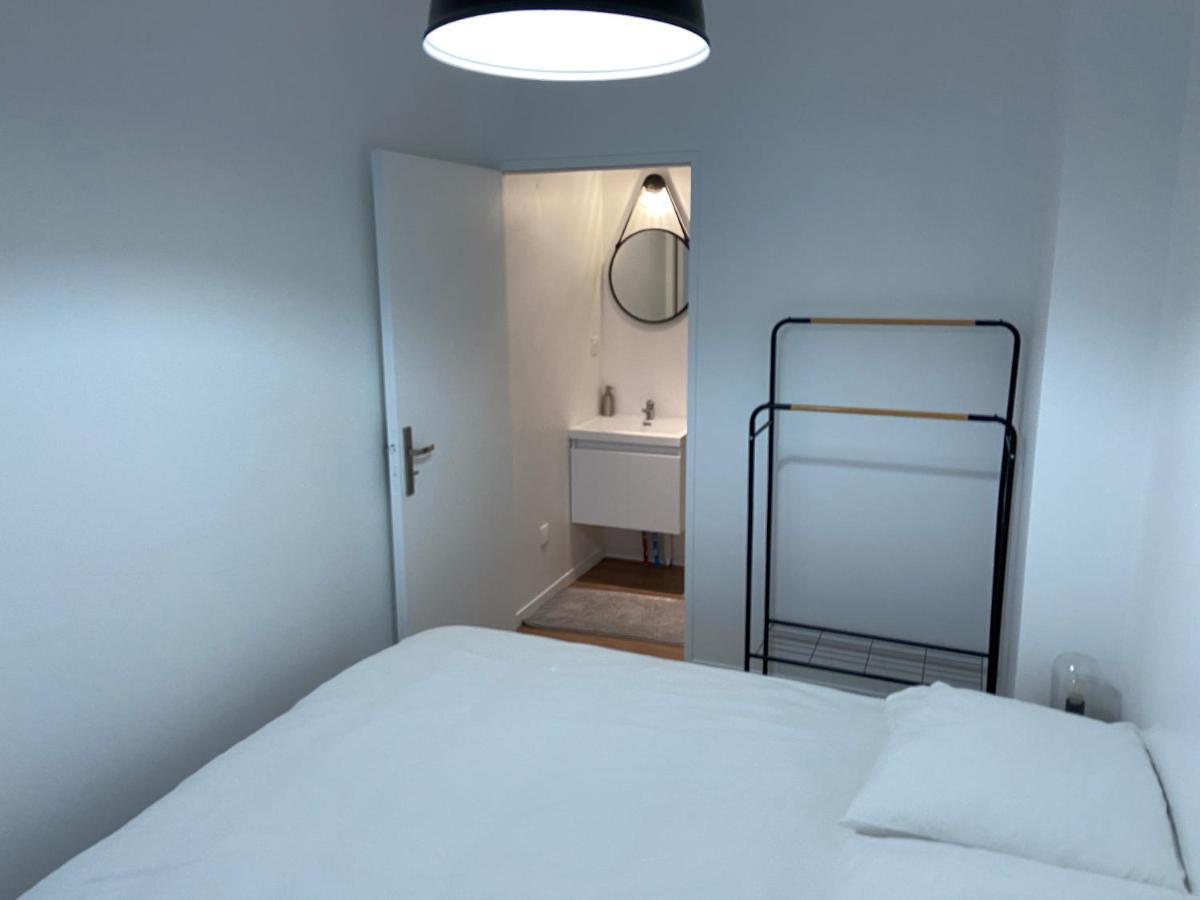 Les Rotins - Logements Climatises - Cathedrale A 2 Pas Reims Exterior foto